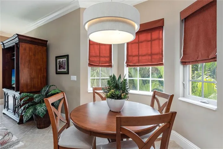 9284 Menaggio Ct 202, Naples, Florida 34114