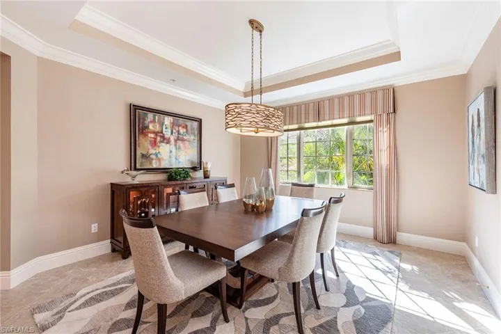 9284 Menaggio Ct 202, Naples, Florida 34114