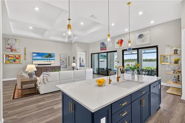 19263 Aqua Shore Dr, Fort Myers, Florida 33913