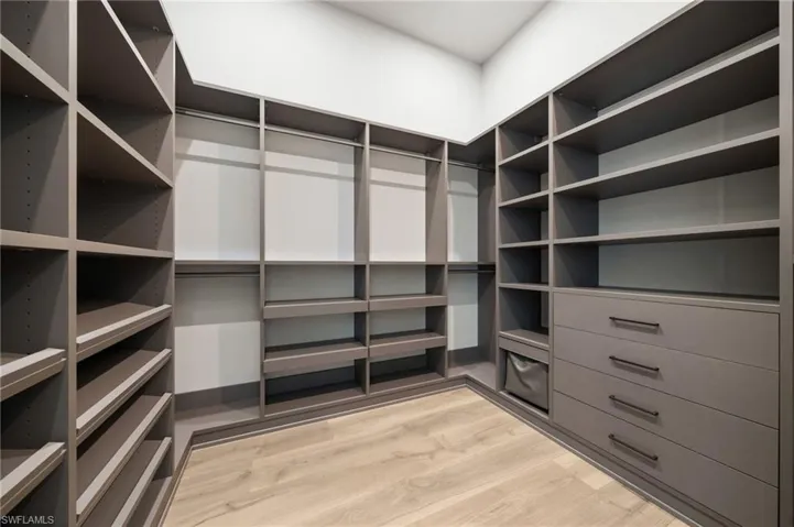 2nd massive closet in Primary Suite