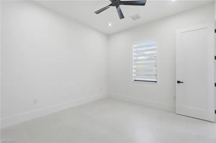 426 Sw 31st Ave, Cape Coral, Florida 33991