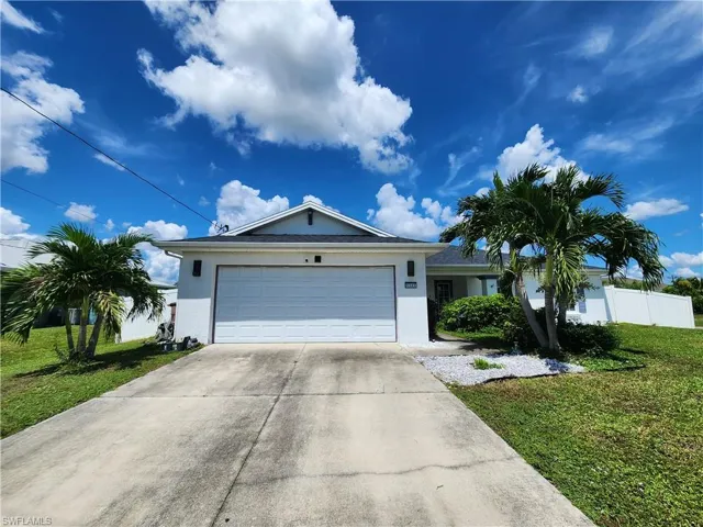1727 Ne 34th St, Cape Coral, Florida 33909