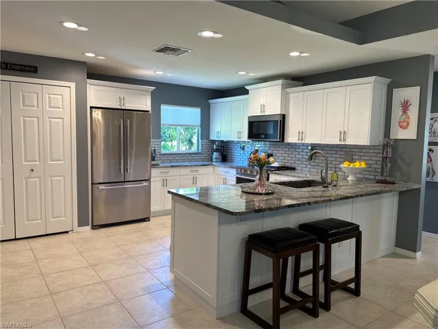 141 2nd St Se, Naples Fl 34117