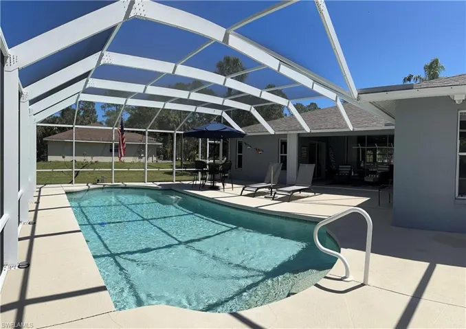 141 2nd St Se, Naples Fl 34117