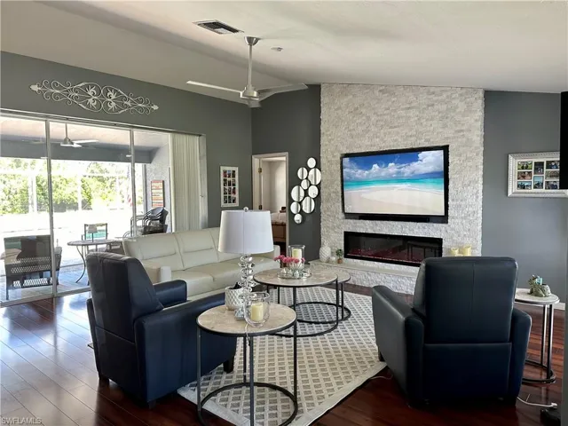 141 2nd St Se, Naples Fl 34117