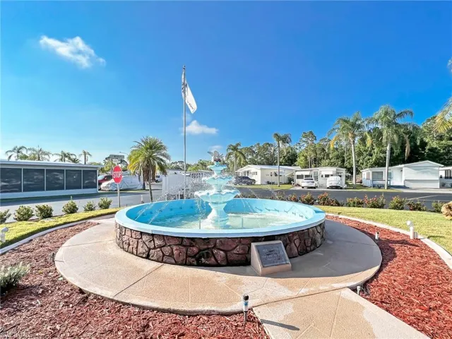 View of home's community