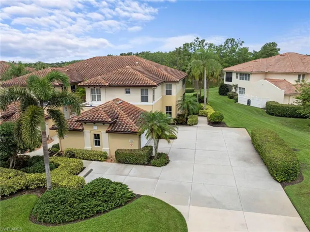 20691 Wildcat Run Dr 102, Estero, Florida 33928