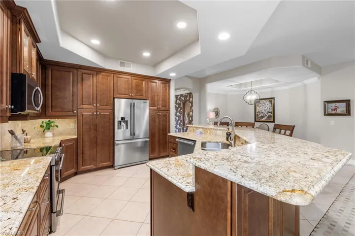 20691 Wildcat Run Dr 102, Estero, Florida 33928