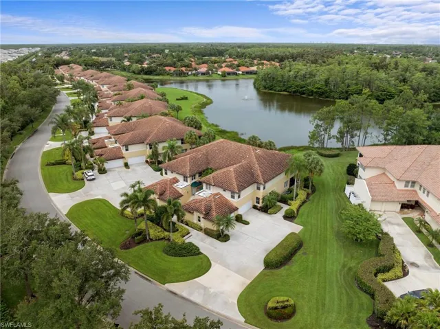 20691 Wildcat Run Dr 102, Estero, Florida 33928