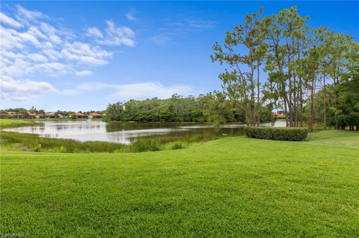 20691 Wildcat Run Dr 102, Estero, Florida 33928