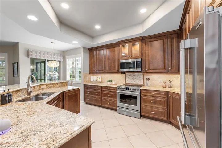 20691 Wildcat Run Dr 102, Estero, Florida 33928