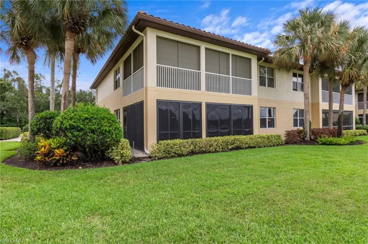 20691 Wildcat Run Dr 102, Estero, Florida 33928