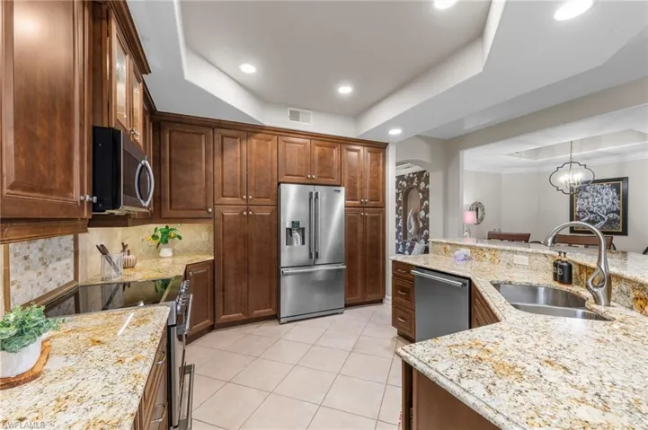 20691 Wildcat Run Dr 102, Estero, Florida 33928