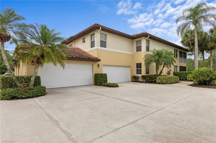 20691 Wildcat Run Dr 102, Estero, Florida 33928