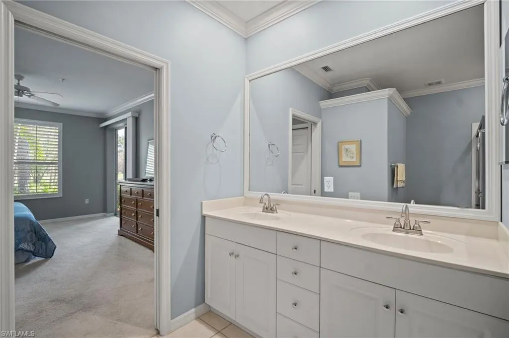 8253 Parkstone PL, Naples, FL 34120,225018437