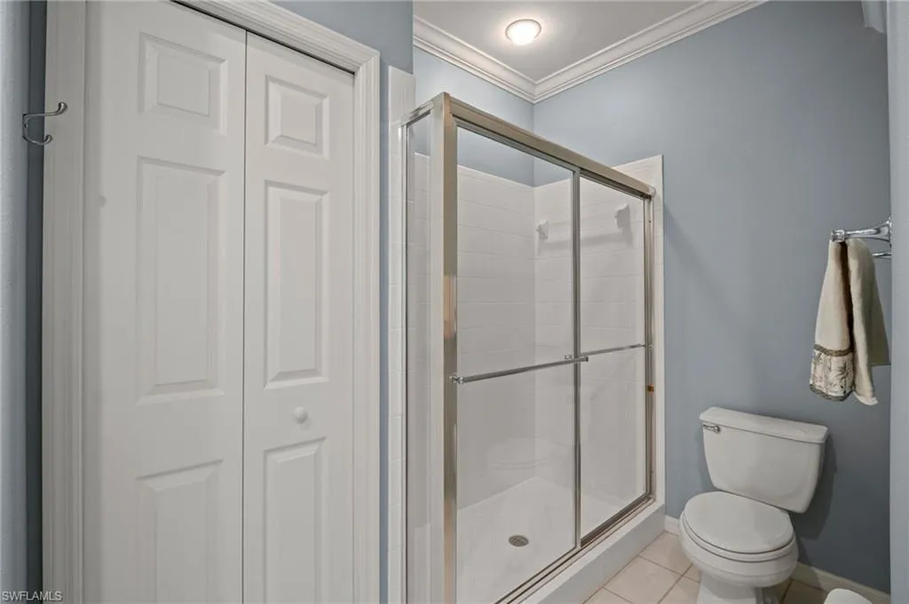 8253 Parkstone PL, Naples, FL 34120,225018437