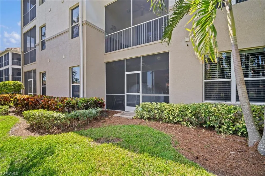 8253 Parkstone PL, Naples, FL 34120,225018437