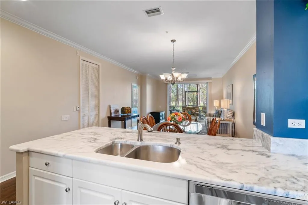 8253 Parkstone PL, Naples, FL 34120,225018437