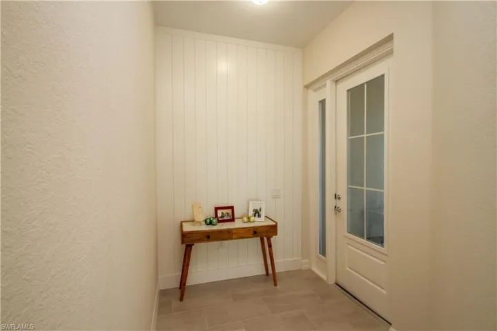 163  Indies E DR, Naples, FL 34114