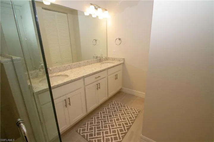 163  Indies E DR, Naples, FL 34114