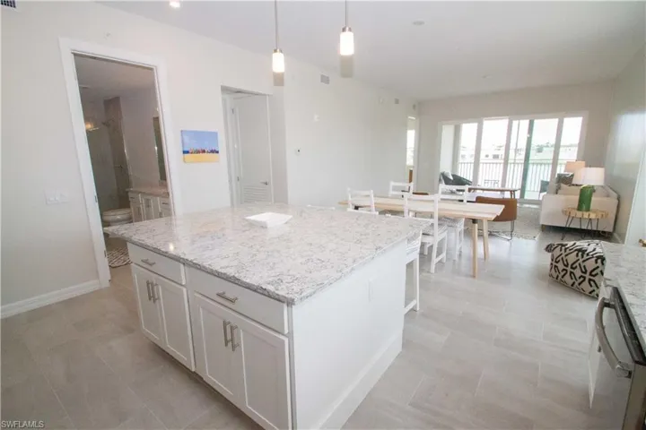 163  Indies E DR, Naples, FL 34114