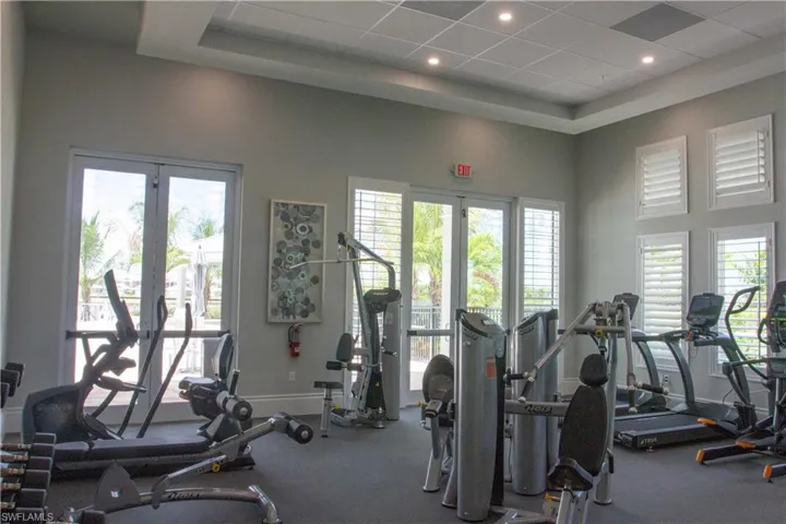 163  Indies E DR, Naples, FL 34114