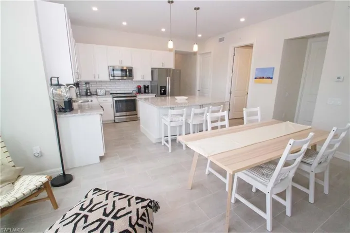 163  Indies E DR, Naples, FL 34114