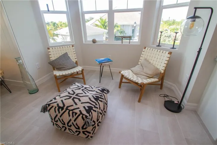 163  Indies E DR, Naples, FL 34114