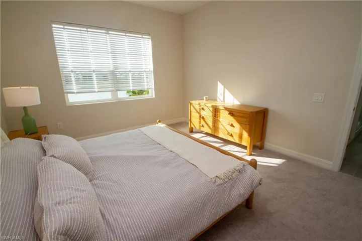 163  Indies E DR, Naples, FL 34114