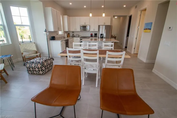163  Indies E DR, Naples, FL 34114