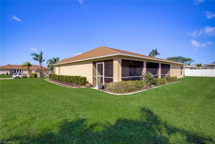 4127 SW 6th AVE, CAPE CORAL FL 33914