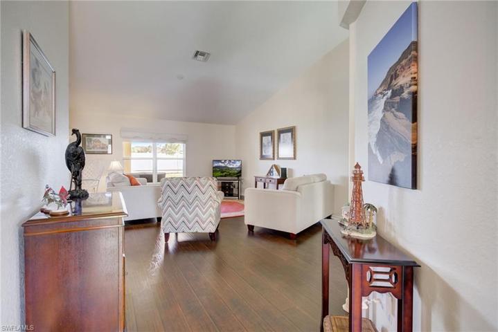4127 SW 6th AVE, CAPE CORAL FL 33914