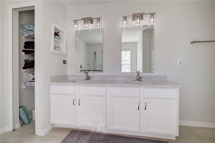4127 SW 6th AVE, CAPE CORAL FL 33914