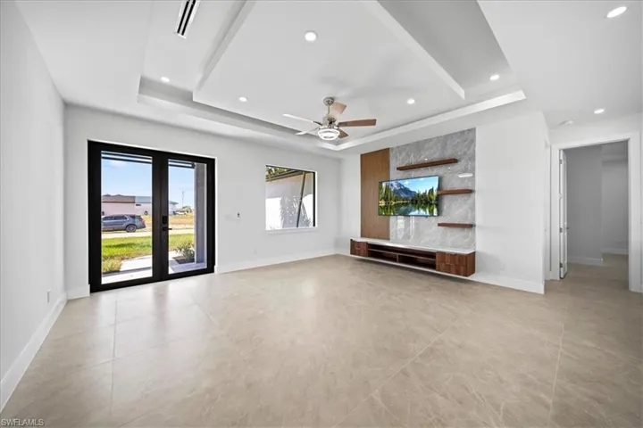 1317 Ne 1st Ave, Cape Coral, Florida 33909