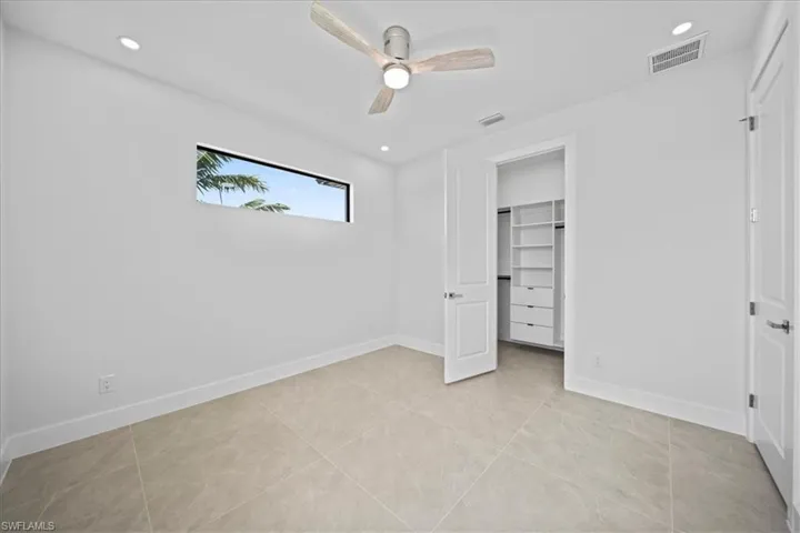 1317 Ne 1st Ave, Cape Coral, Florida 33909