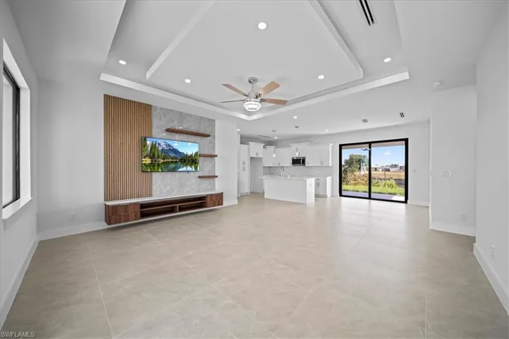 1317 Ne 1st Ave, Cape Coral, Florida 33909