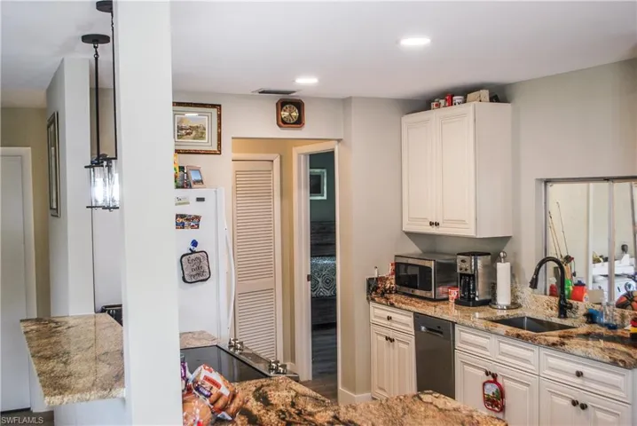 5781  Littlestone  CT, North Fort Myers, FL 33903