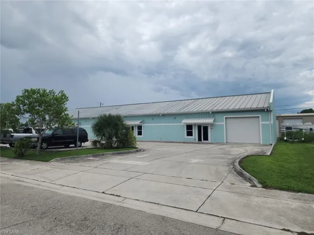 1007 Ne 7th Ter, Cape Coral, Florida 33909