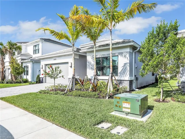20329 Fair Oak Ln, Estero, Florida 33928