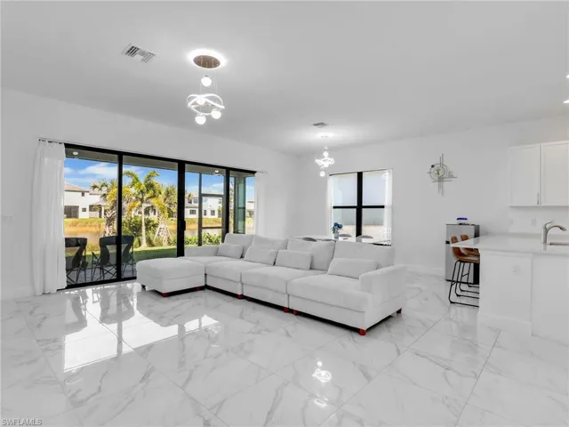 20329 Fair Oak Ln, Estero, Florida 33928