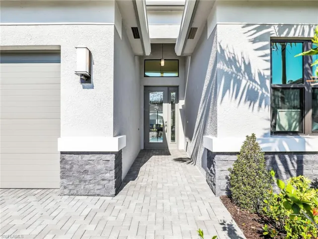 20329 Fair Oak Ln, Estero, Florida 33928