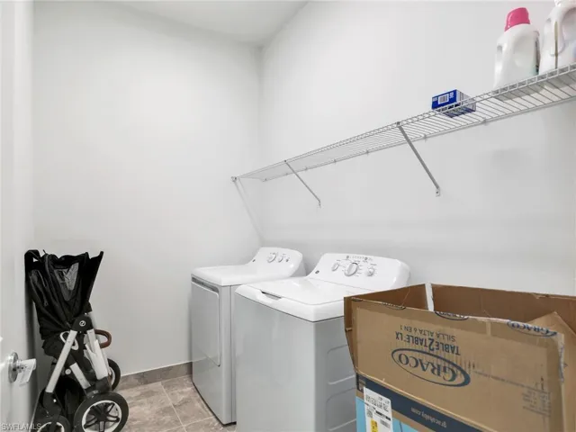 20329 Fair Oak Ln, Estero, Florida 33928
