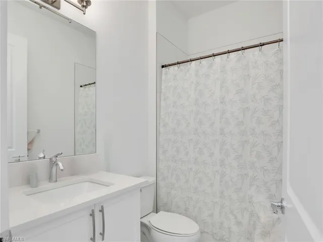 20329 Fair Oak Ln, Estero, Florida 33928