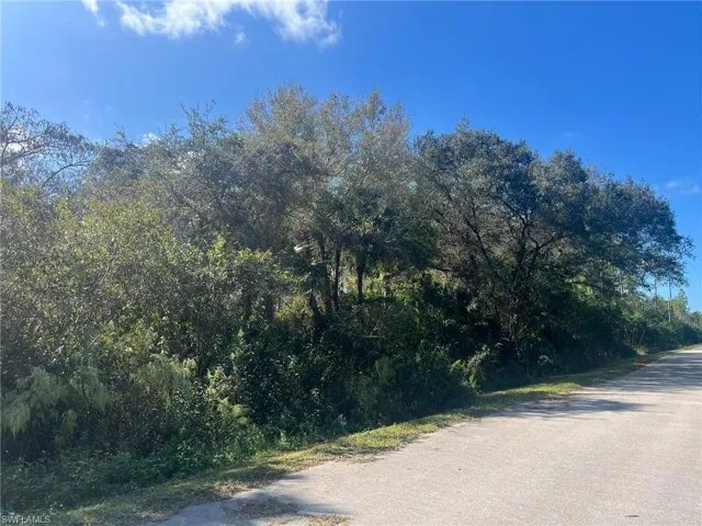 28th Ave Se, Naples, Florida 34117