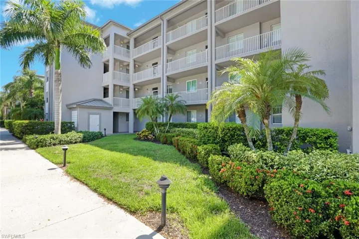 16625  Lake Circle  DR, Fort Myers, FL 33908