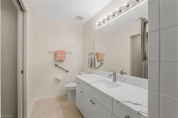 16625  Lake Circle  DR, Fort Myers, FL 33908