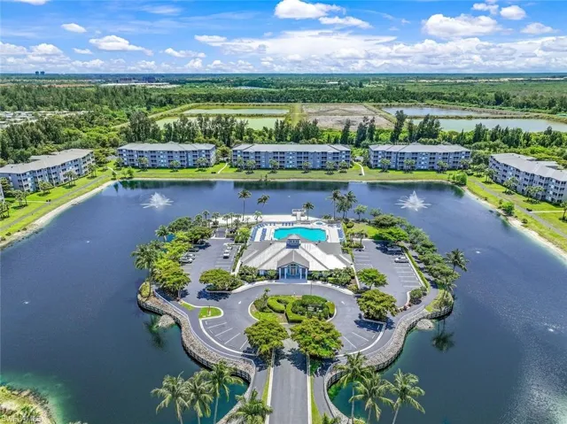 16625  Lake Circle  DR, Fort Myers, FL 33908