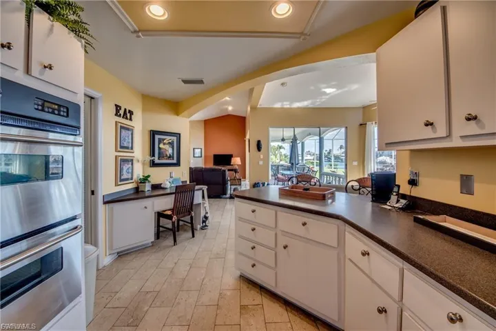 2720 Sw 51st St, Cape Coral, Florida 33914