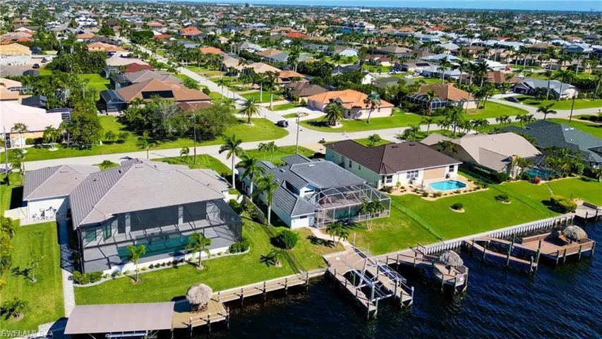 2720 Sw 51st St, Cape Coral, Florida 33914