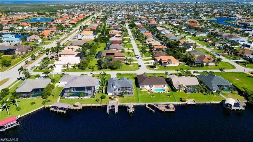 2720 Sw 51st St, Cape Coral, Florida 33914